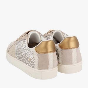Sneakers blanca y beige Gioseppo