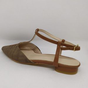 Zapato destalonado marrón pulsera